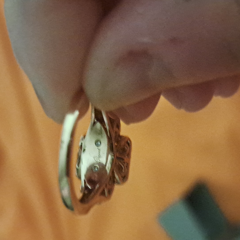 Diamond Ring - Picture 2 of 9